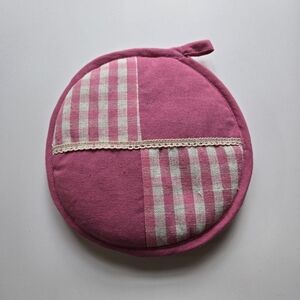 Pink and White Round Pot Holder